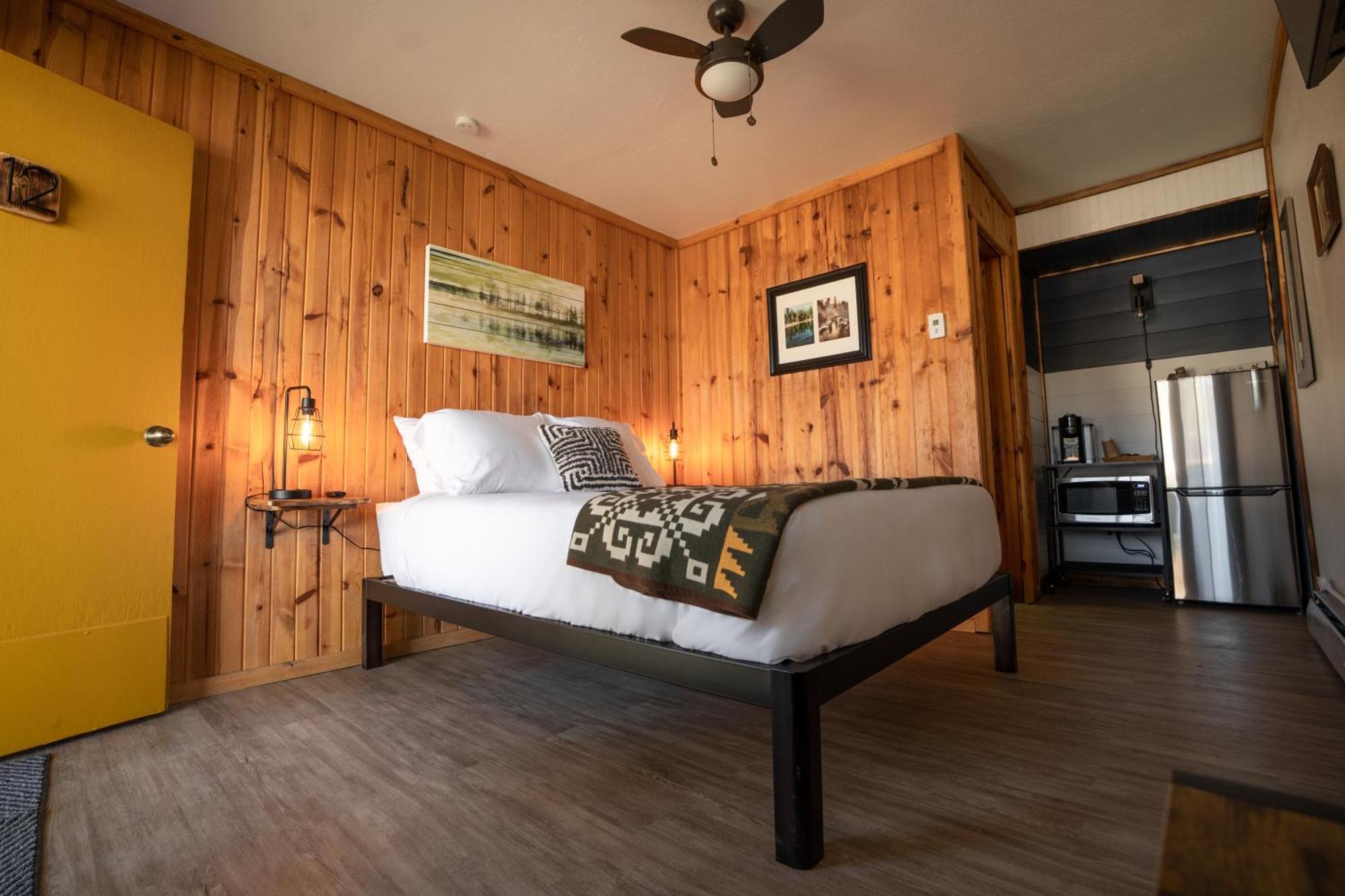 Columbia Point Resort Kettle Falls Exterior foto